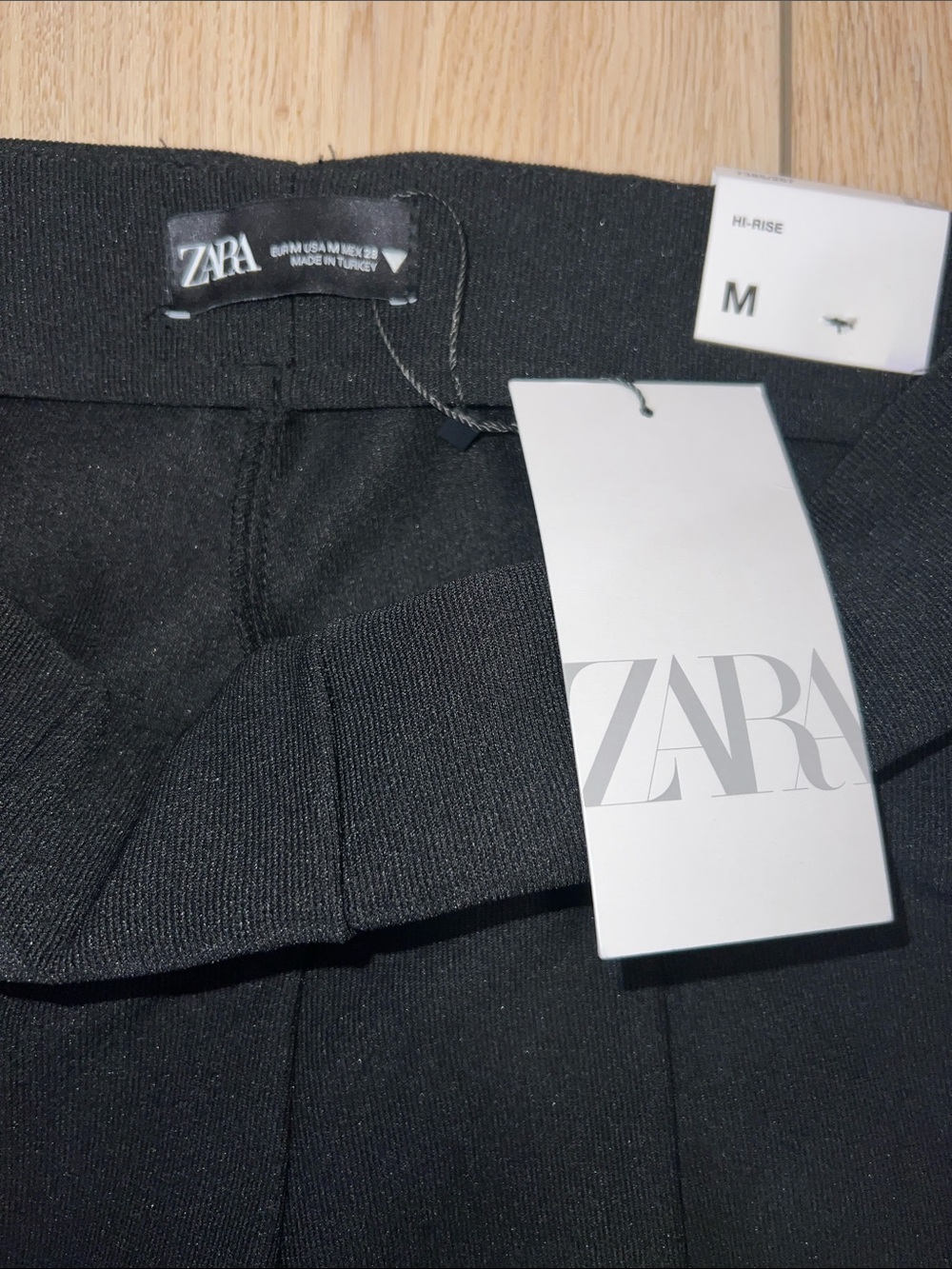 Zara Black High-Waisted Ribbed Flare Leggings with Front Split-hems - Picture 7 of 15